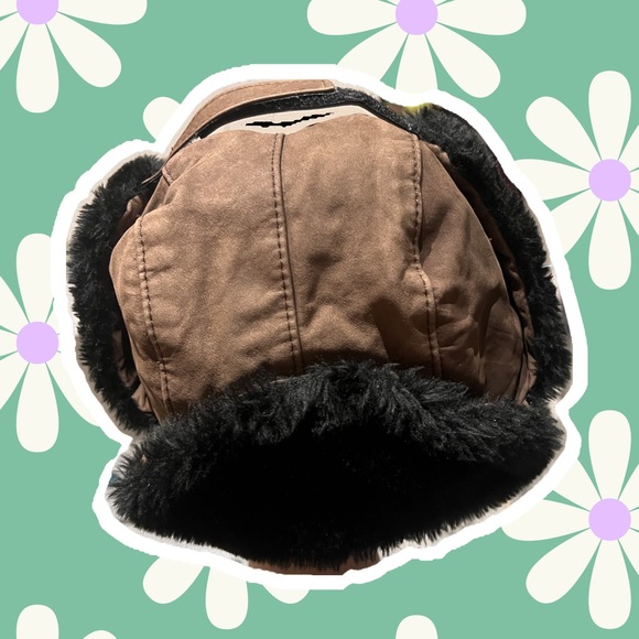 Hat with side-ear covers - Picture 1 of 1